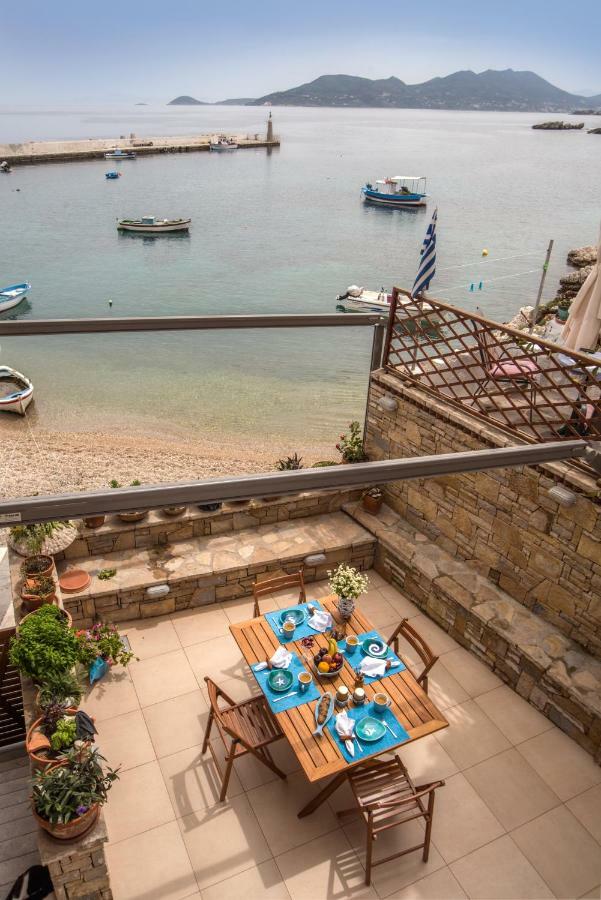 Apartment Eftopia Beachfront 2-bedrooms *