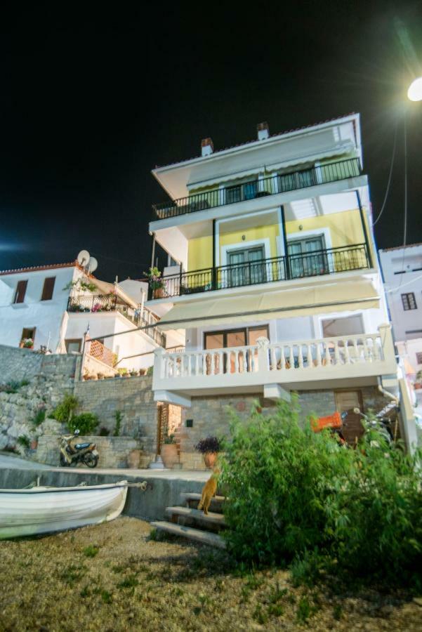 Apartment Eftopia Beachfront 2-bedrooms Kokkari